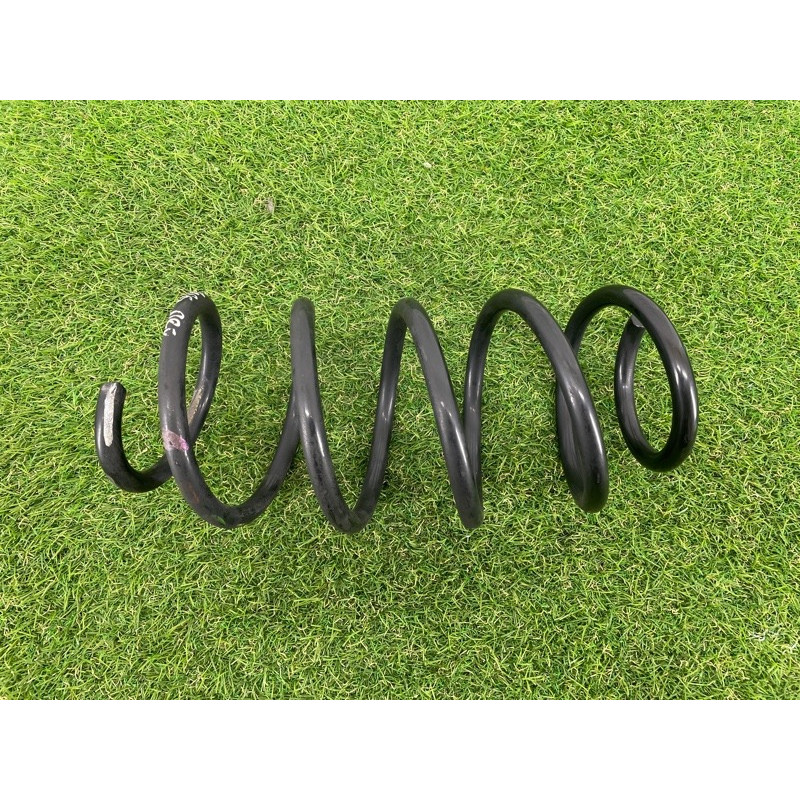 Пружина подвески (подвеска) Volkswagen Passat B7 2016 1.8 3C0411105B