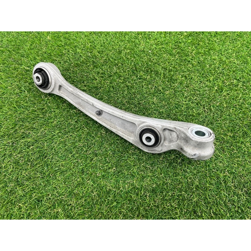 Рычаг подвески (подвеска) AUDI A7 4G 2013 3.0 CGXB 8K0407151F