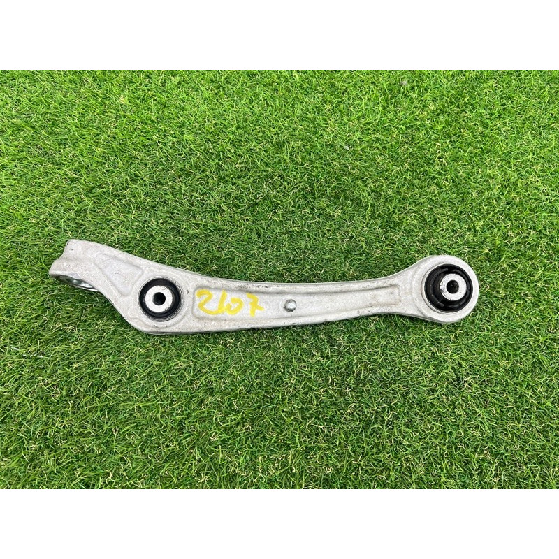 Рычаг подвески (подвеска) AUDI A7 4G 2013 3.0 CGXB 8K0407151F