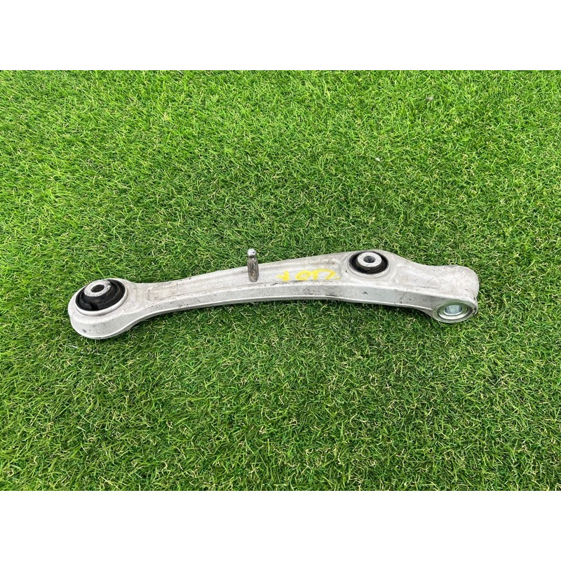 Рычаг подвески (подвеска) AUDI A7 4G 2013 3.0 CGXB 8K0407151F