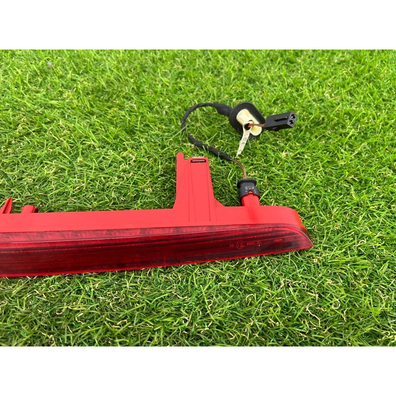 Повторитель стоп сигнала (оптика) AUDI Q7 4M 2017 3.0 TFSi CREC 4M0945097