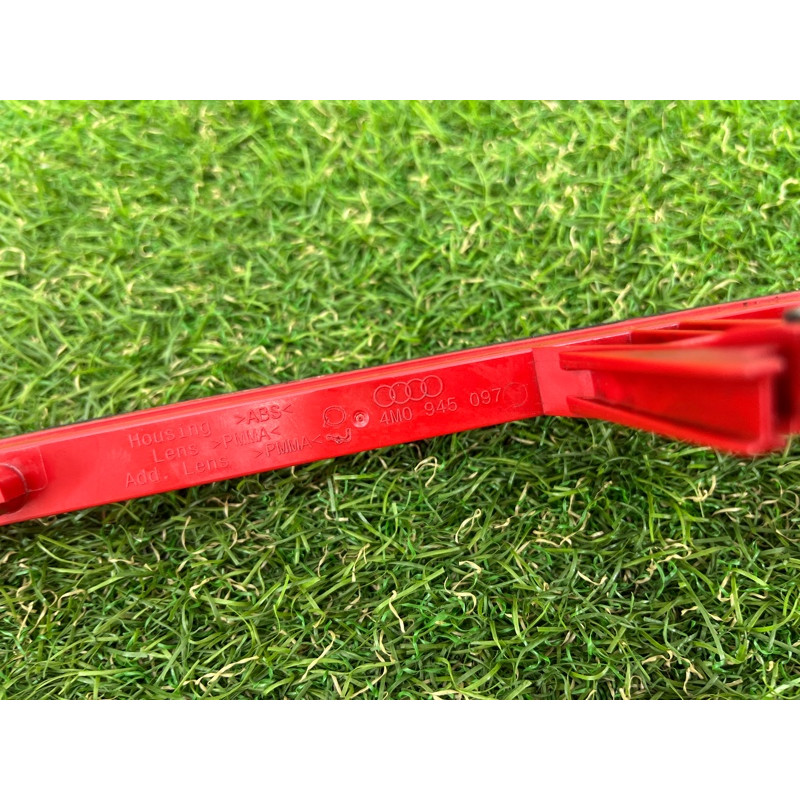 Повторитель стоп сигнала (оптика) AUDI Q7 4M 2017 3.0 TFSi CREC 4M0945097