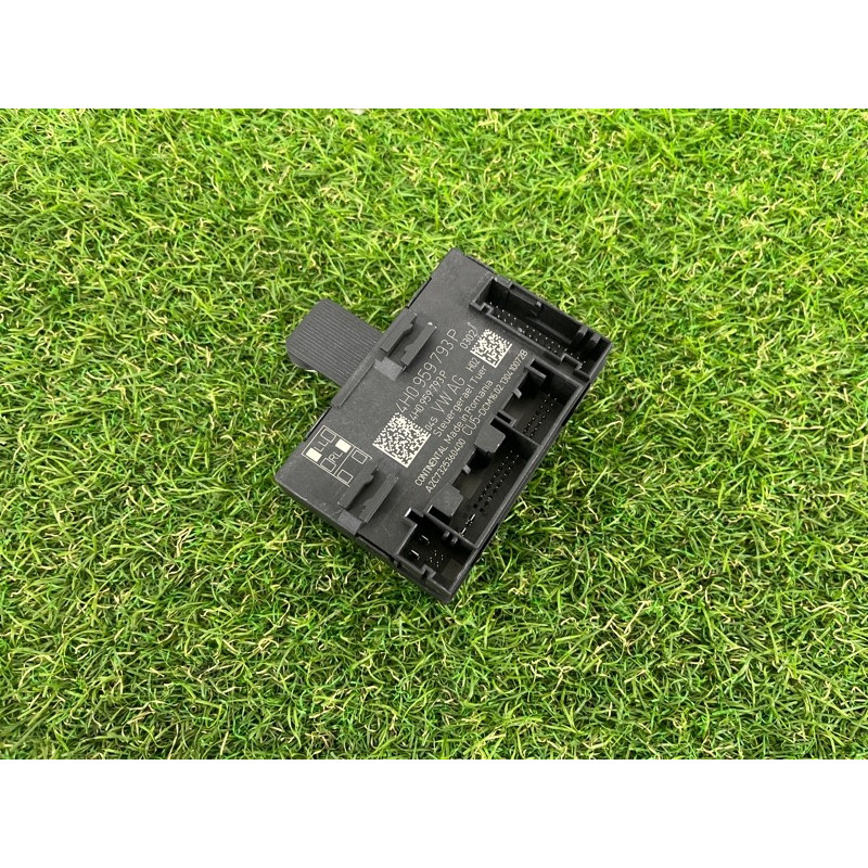 Блок управления дверьми (электрика / блок управления) PORSCHE CAYENNE 958 2013 3.6 4H0959793P