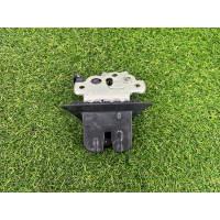 Замок багажника