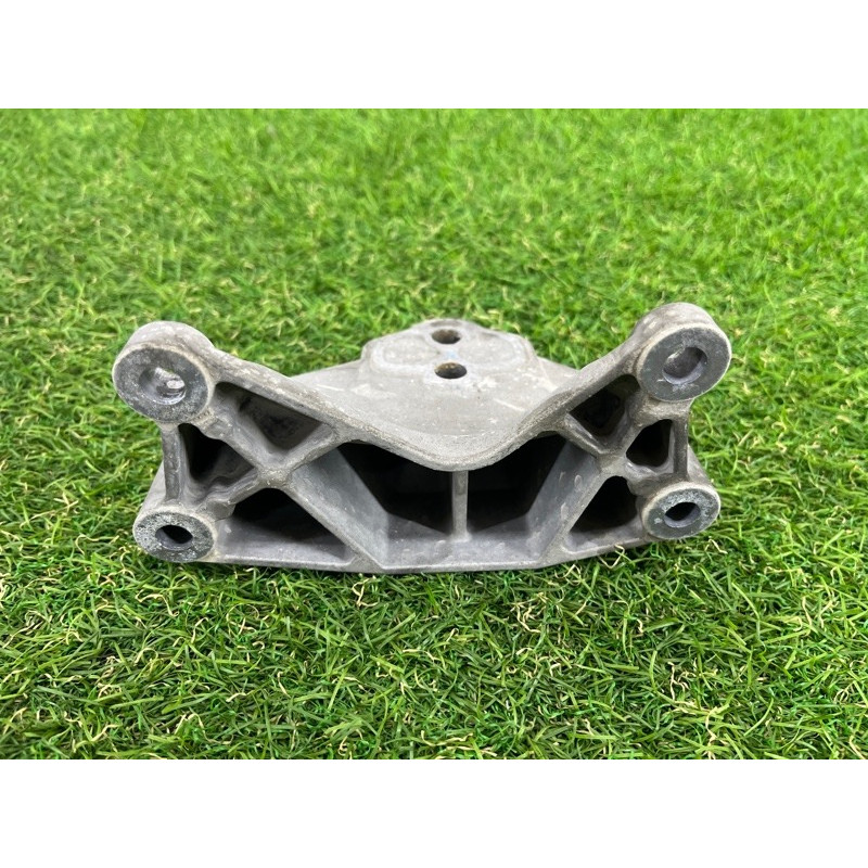 Кронштейн КПП (трансмиссия) PORSCHE CAYENNE 958 2013 3.6 95834164900