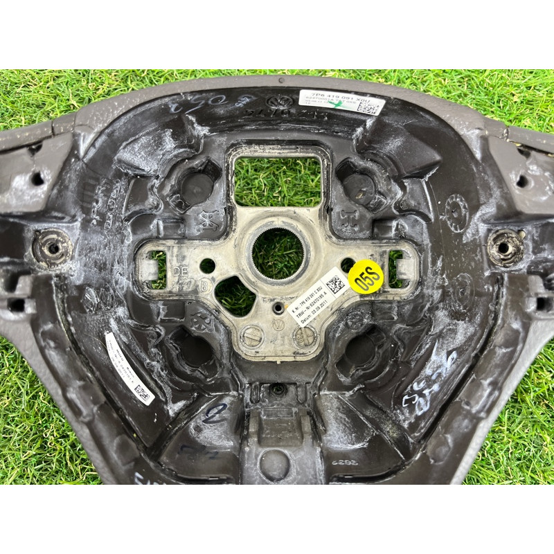 Руль (салон) Volkswagen Touareg NF 2012 3.0 7P6419091X0U