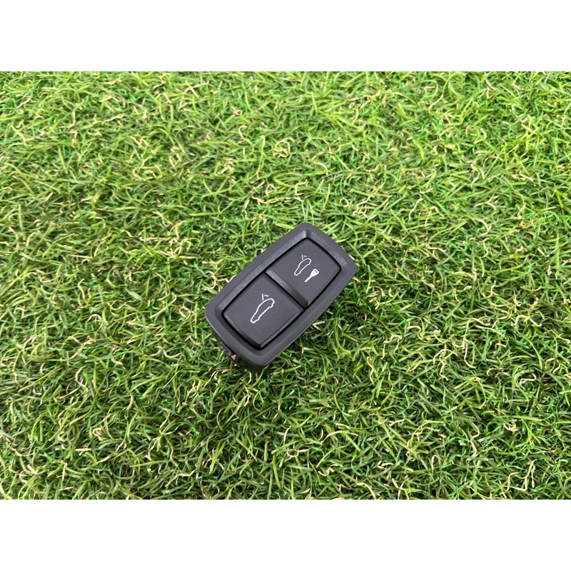 Кнопка открывания крышки багажника (электрика / кнопки) PORSCHE CAYENNE 958 2012 4.8 7PP959832JIVI