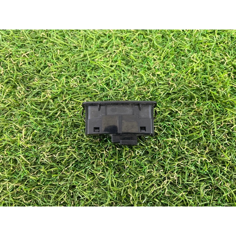 Кнопка открывания крышки багажника (электрика / кнопки) PORSCHE CAYENNE 958 2012 4.8 7PP959832JIVI