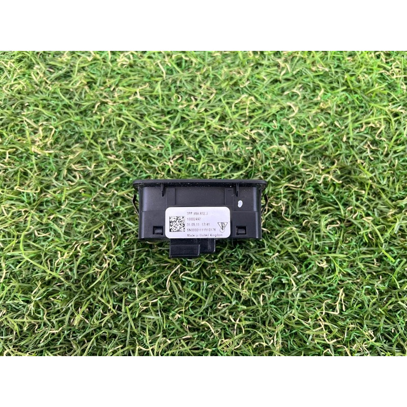 Кнопка открывания крышки багажника (электрика / кнопки) PORSCHE CAYENNE 958 2012 4.8 7PP959832JIVI