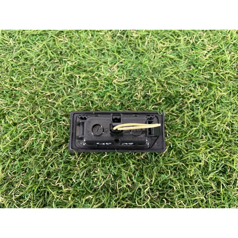 Плафон подсветки номера (оптика) Volkswagen Passat B7 2016 1.8 3AF943021A