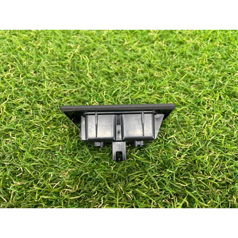 Плафон подсветки номера (оптика) AUDI Q7 4M 2017 3.0 TFSi CREC 4G0943021