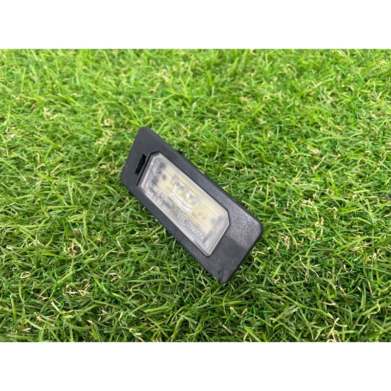 Плафон подсветки номера (оптика) BMW X5 E70 2012 3.0 N55 63267193293