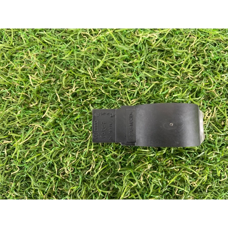 Плафон багажника (салон) AUDI Q7 4L 2007 3.6 4B0947415A