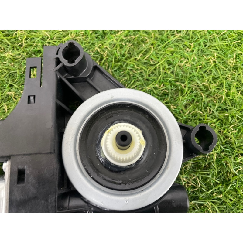 Мотор стеклоподъемника (электрика) Jeep Grand Cherokee WK2 2017 3.6 68079285AB