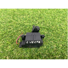 Привод заслонки отопителя