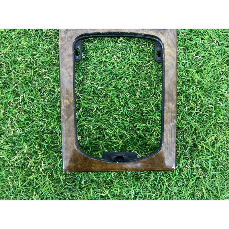 Декоративная накладка центральной консоли (салон) PORSCHE CAYENNE 958 2013 3.6 95855332402BG1