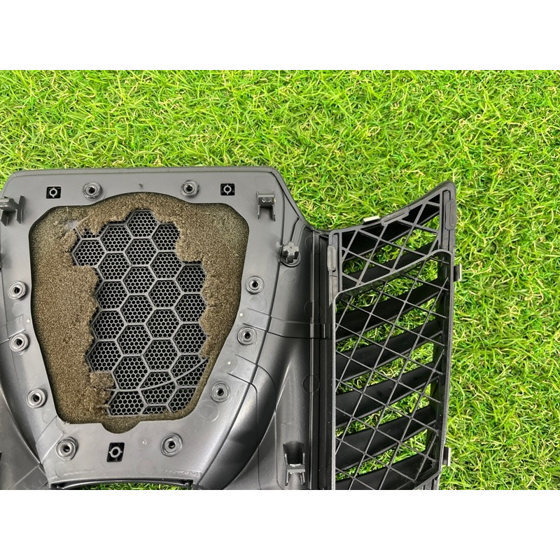 Крышка динамика в торпедо (салон) PORSCHE CAYENNE 958 2013 3.6 958552189015Q0