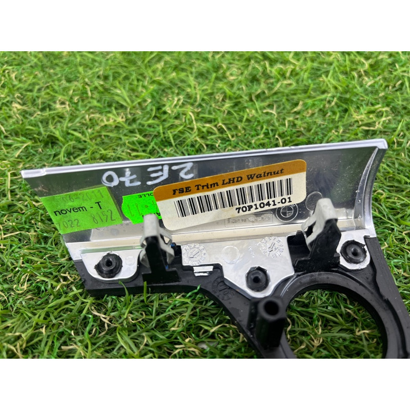 Декоративна накладка торпеди (салон) BMW X5 E70 2012 3.0 N55 51456956843