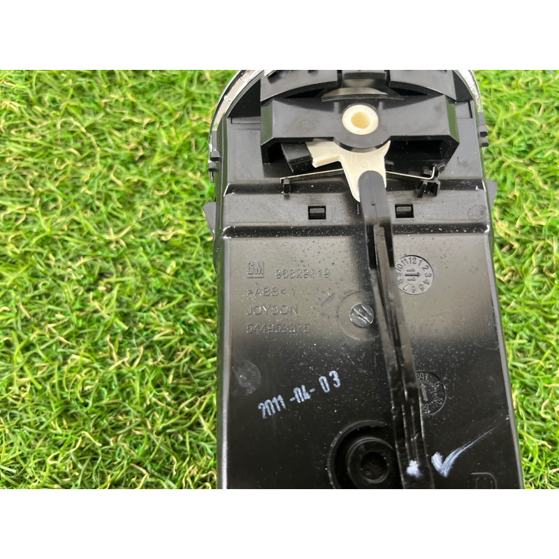 Дефлектор воздуховода (салон) CHEVROLET Cruze J300 2011 1.4 95488447