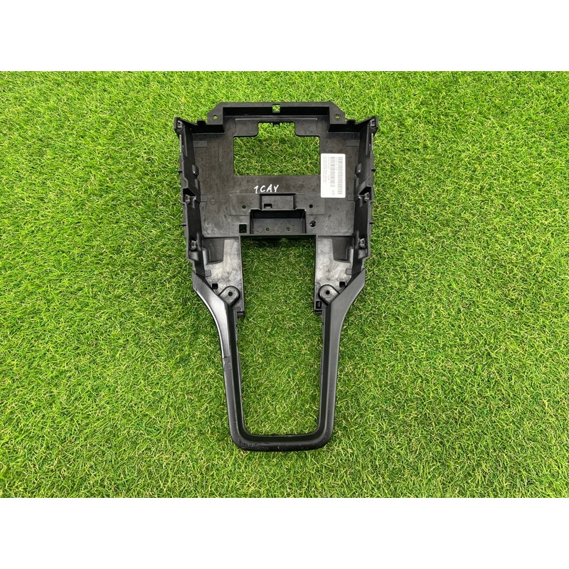 Крепление центральной консоли (салон) PORSCHE CAYENNE 958 2013 3.6 95855325101