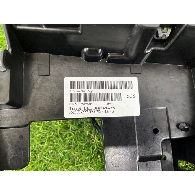 Крепление центральной консоли (салон) PORSCHE CAYENNE 958 2013 3.6 95855325101