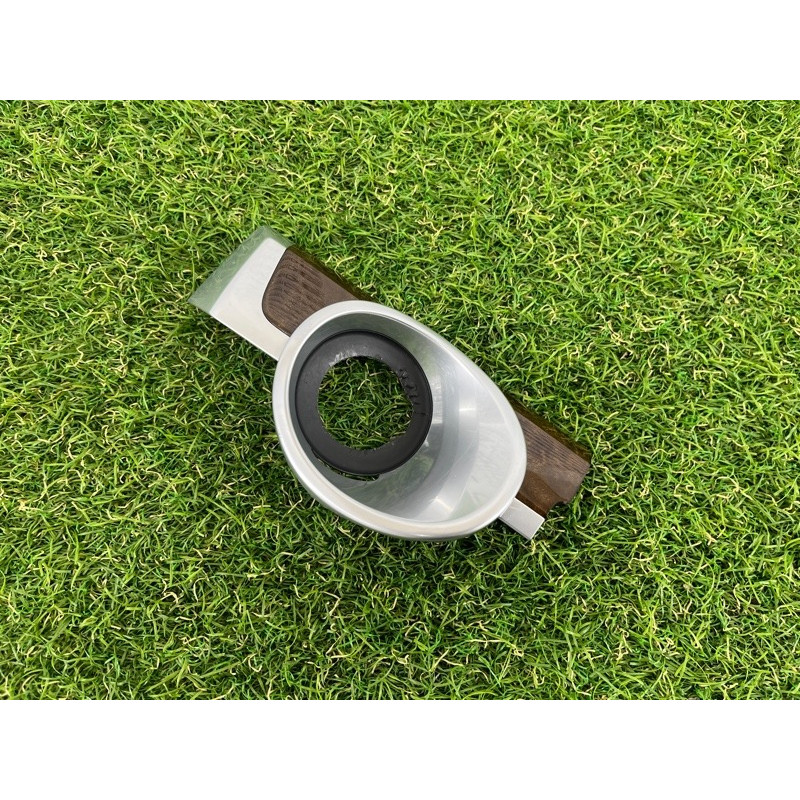 Декоративная накладка торпедо (салон) PORSCHE CAYENNE 958 2013 3.6 95855222102BG1