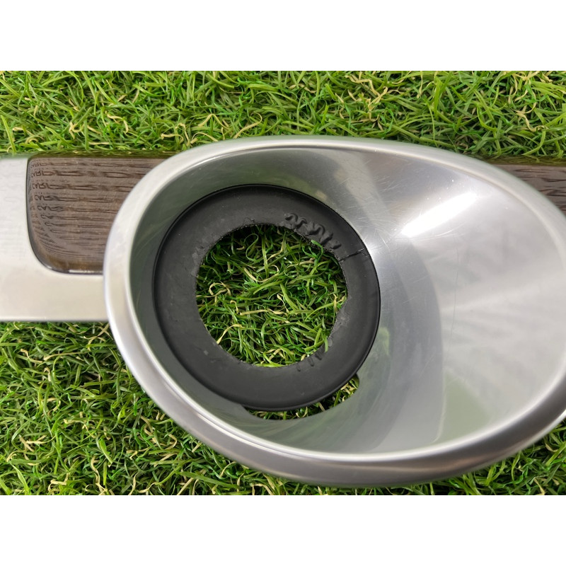 Декоративная накладка торпедо (салон) PORSCHE CAYENNE 958 2013 3.6 95855222102BG1