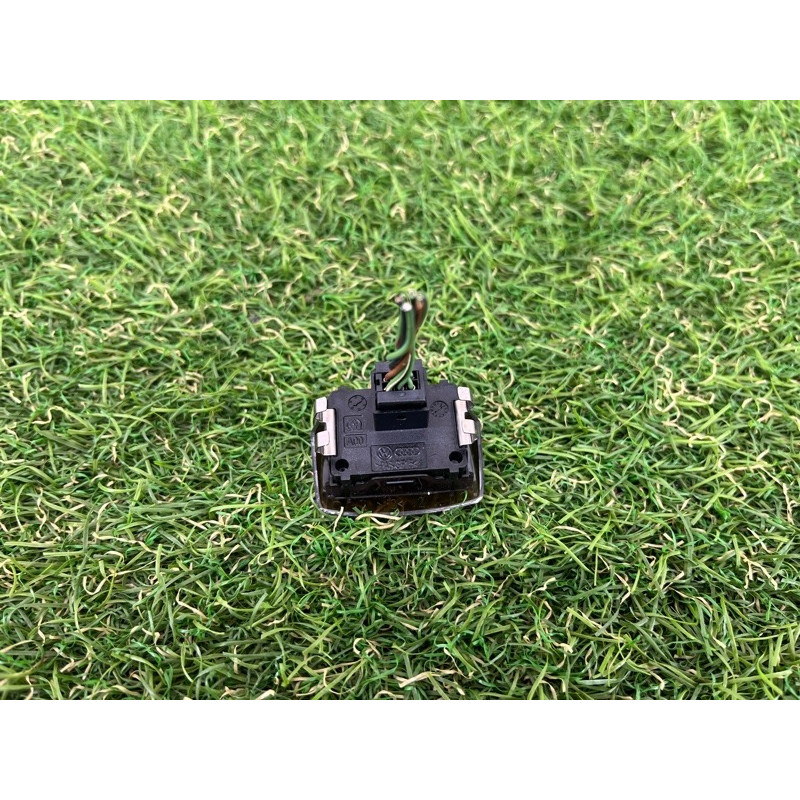 Датчик света (электрика / датчики) Volkswagen Passat B7 2016 1.8 561907451A