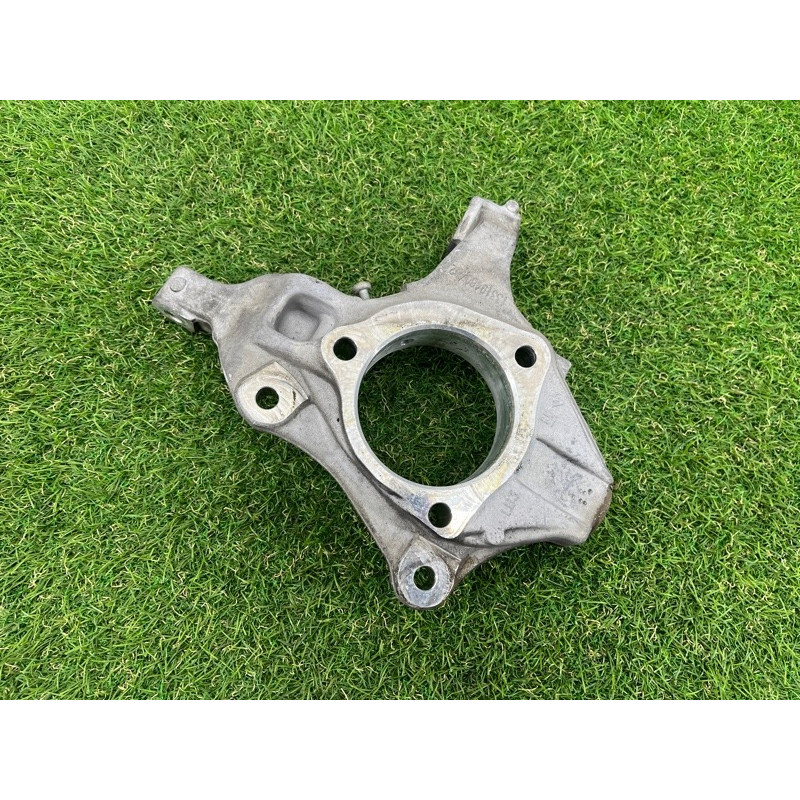 Поворотный кулак (подвеска) CHEVROLET Cruze J300 2011 1.4 23119517