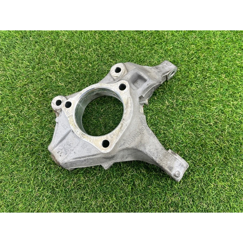 Поворотный кулак (подвеска) CHEVROLET Cruze J300 2011 1.4 23119517