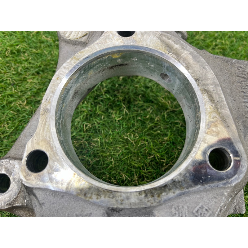 Поворотный кулак (подвеска) CHEVROLET Cruze J300 2011 1.4 23119517