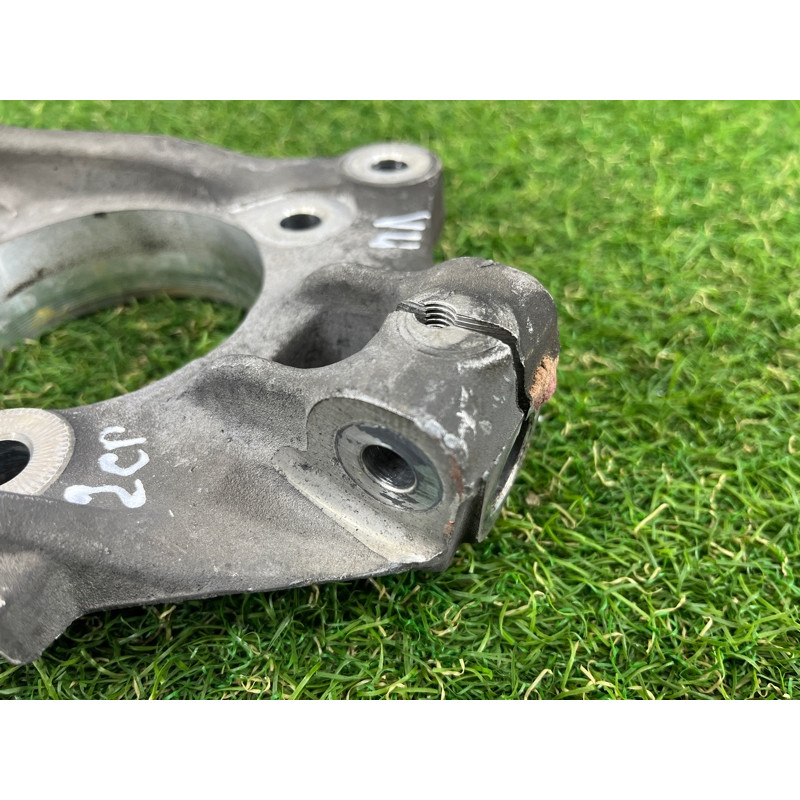 Поворотный кулак (подвеска) CHEVROLET Cruze J300 2011 1.4 23119517