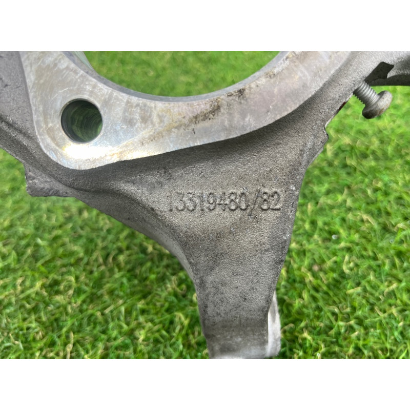 Поворотный кулак (подвеска) CHEVROLET Cruze J300 2011 1.4 23119517