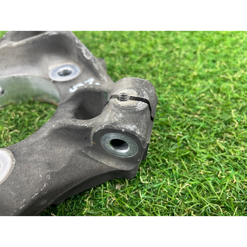 Поворотный кулак (подвеска) CHEVROLET Cruze J300 2011 1.4 23119518