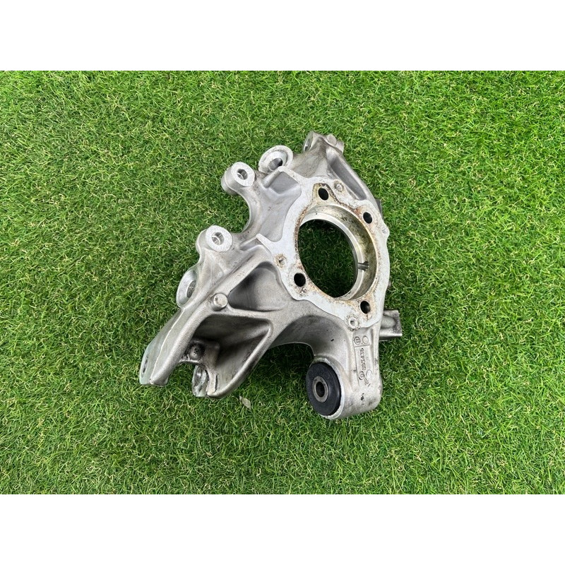 Цапфа подвески (подвеска) Volkswagen Touareg NF 2011 3.6 7P0505436B