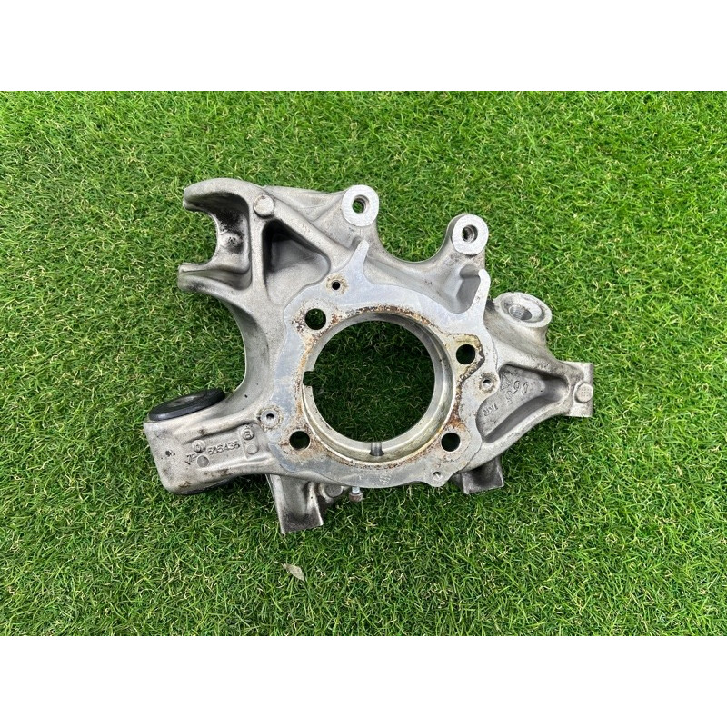 Цапфа подвески (подвеска) Volkswagen Touareg NF 2011 3.6 7P0505436B
