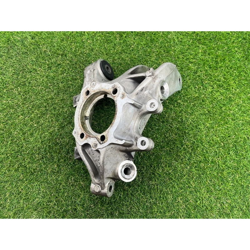 Цапфа подвески (подвеска) Volkswagen Touareg NF 2011 3.6 7P0505436B