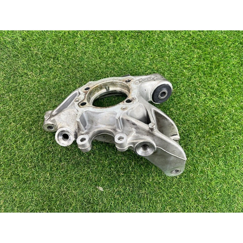 Цапфа подвески (подвеска) Volkswagen Touareg NF 2011 3.6 7P0505436B