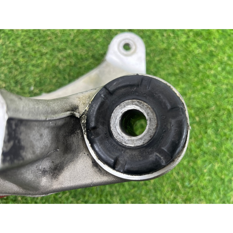Цапфа подвески (подвеска) Volkswagen Touareg NF 2011 3.6 7P0505436B