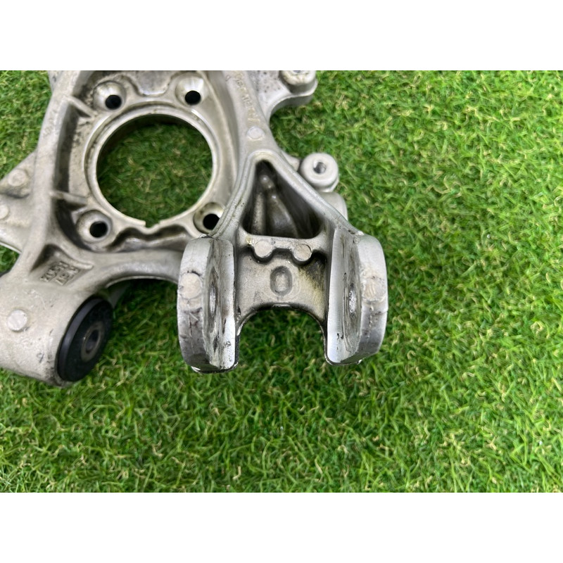 Цапфа подвески (подвеска) Volkswagen Touareg NF 2011 3.6 7P0505436B