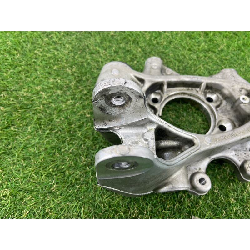 Цапфа подвески (подвеска) Volkswagen Touareg NF 2011 3.6 7P0505436B