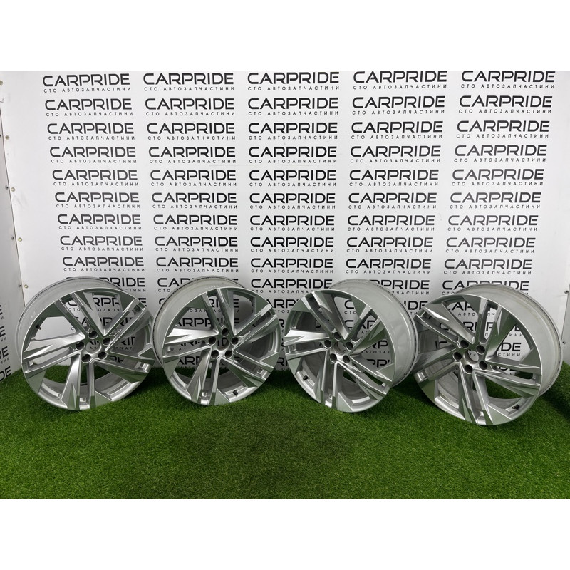 Комплект дисков 5x112 R20 E-9.Jx20H2-N ET28 (диски на авто) AUDI Q7 4M 2018 3.0 TFSi 4M0601025BQ