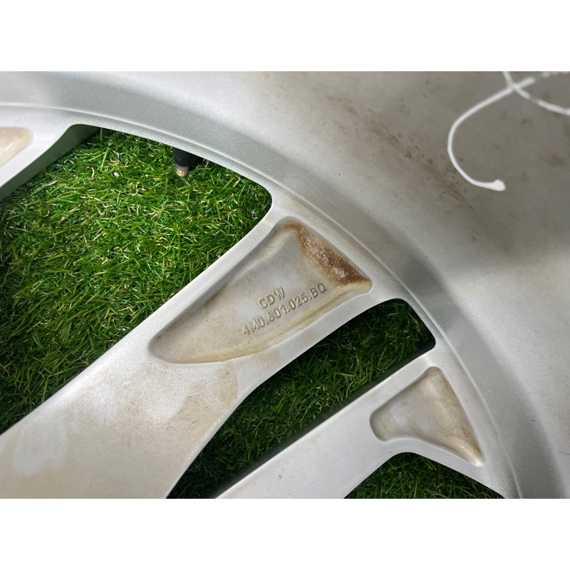 Комплект дисков 5x112 R20 E-9.Jx20H2-N ET28 (диски на авто) AUDI Q7 4M 2018 3.0 TFSi 4M0601025BQ