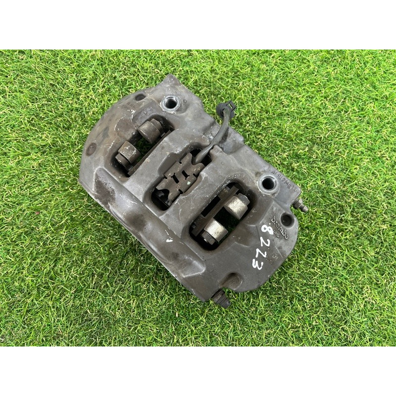 Гальмівний супорт (гальмівна система) Volkswagen Touareg NF 2012 3.6 7P6615423C