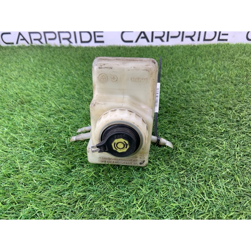 Бачок тормозной жидкости (тормозная система) BMW 5-series E39 34326758848