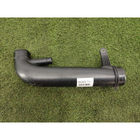 Патрубок воздушного фильтра