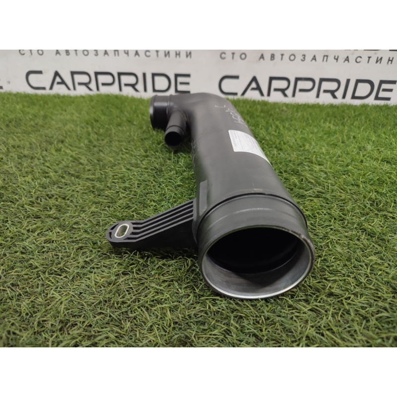 Патрубок воздушного фильтра (впускная система) Volkswagen Passat B7 2014 1.8 5C0129654