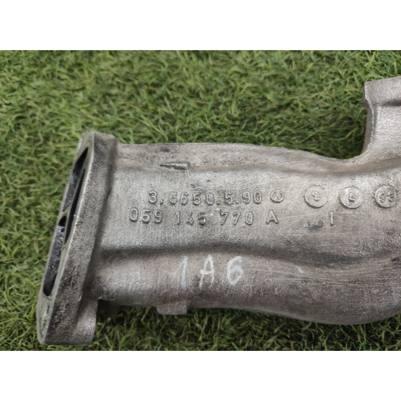 Патрубок (система охлаждения) AUDI A6 C5 2001 2.5 AKE 059145770A