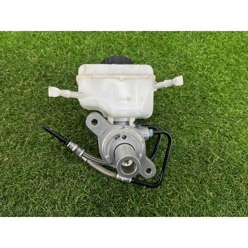 Главный тормозной цилиндр (тормозная система) BMW 4-series F32 2015 2.0 34336851095