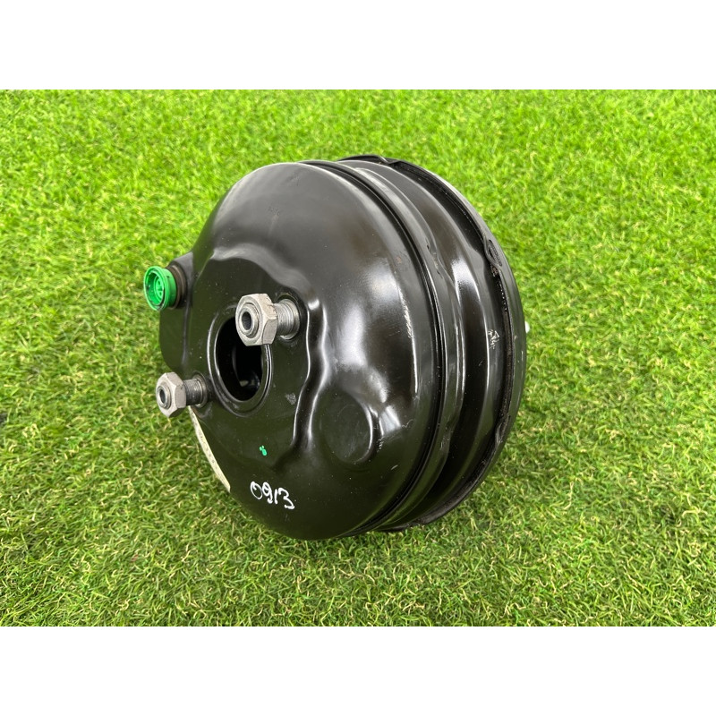 Вакуумный усилитель тормозов (тормозная система) AUDI A4 B8 2012 2.0 TFSI 8K0612107B